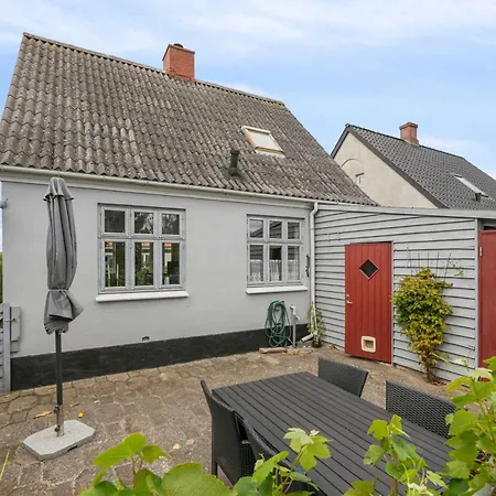 Cosy Townhouse In The Heart Of Beautiful Bagenkop 別荘 *